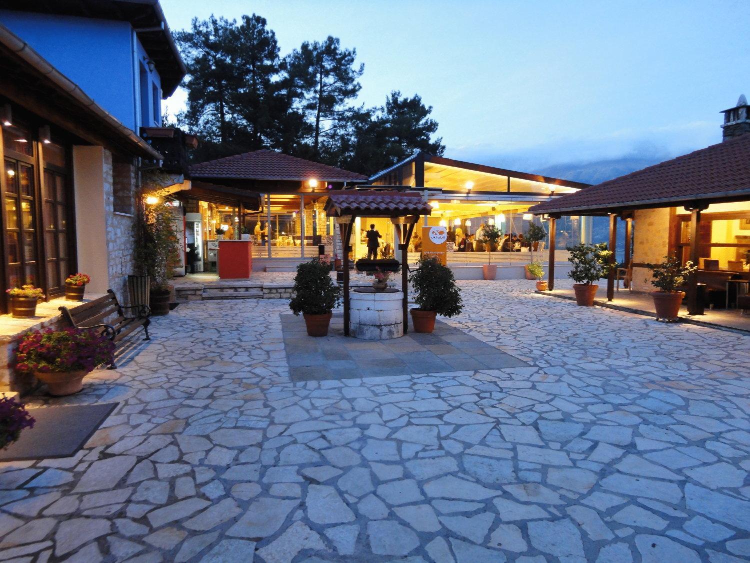 Hotel Frontzu Politia Ioánina Exterior foto